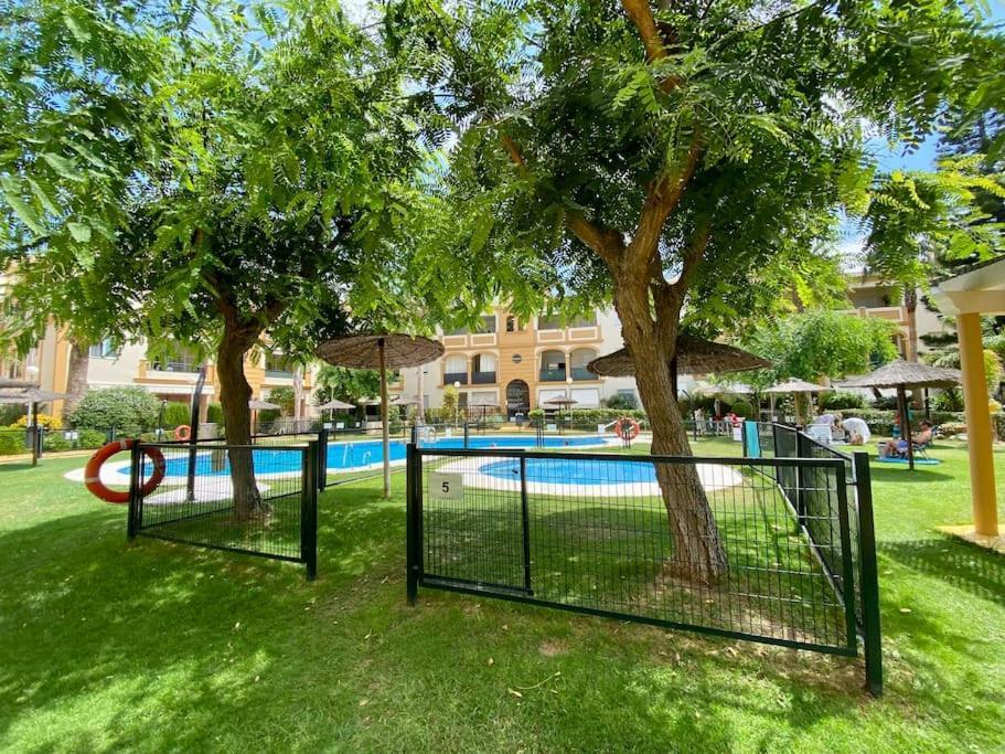 Villa Palacio Playa Y Piscina Grupo Ac Gestion Кадис Экстерьер фото